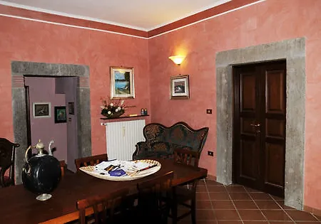 Al Cardinale Couette-café 4*